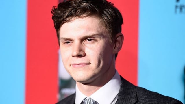 Evan Peters, la estrella de Netflix.