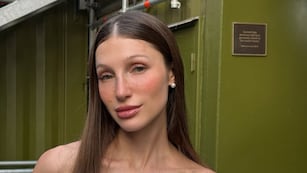 Quién es Yami Safdie, la cantante argentina que se volvió viral al compartir sus canciones en TikTok