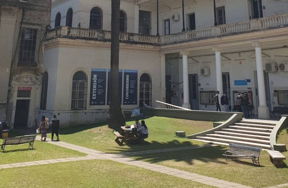 Comienza otro paro de 48 horas en la UNR por el plan de lucha salarial