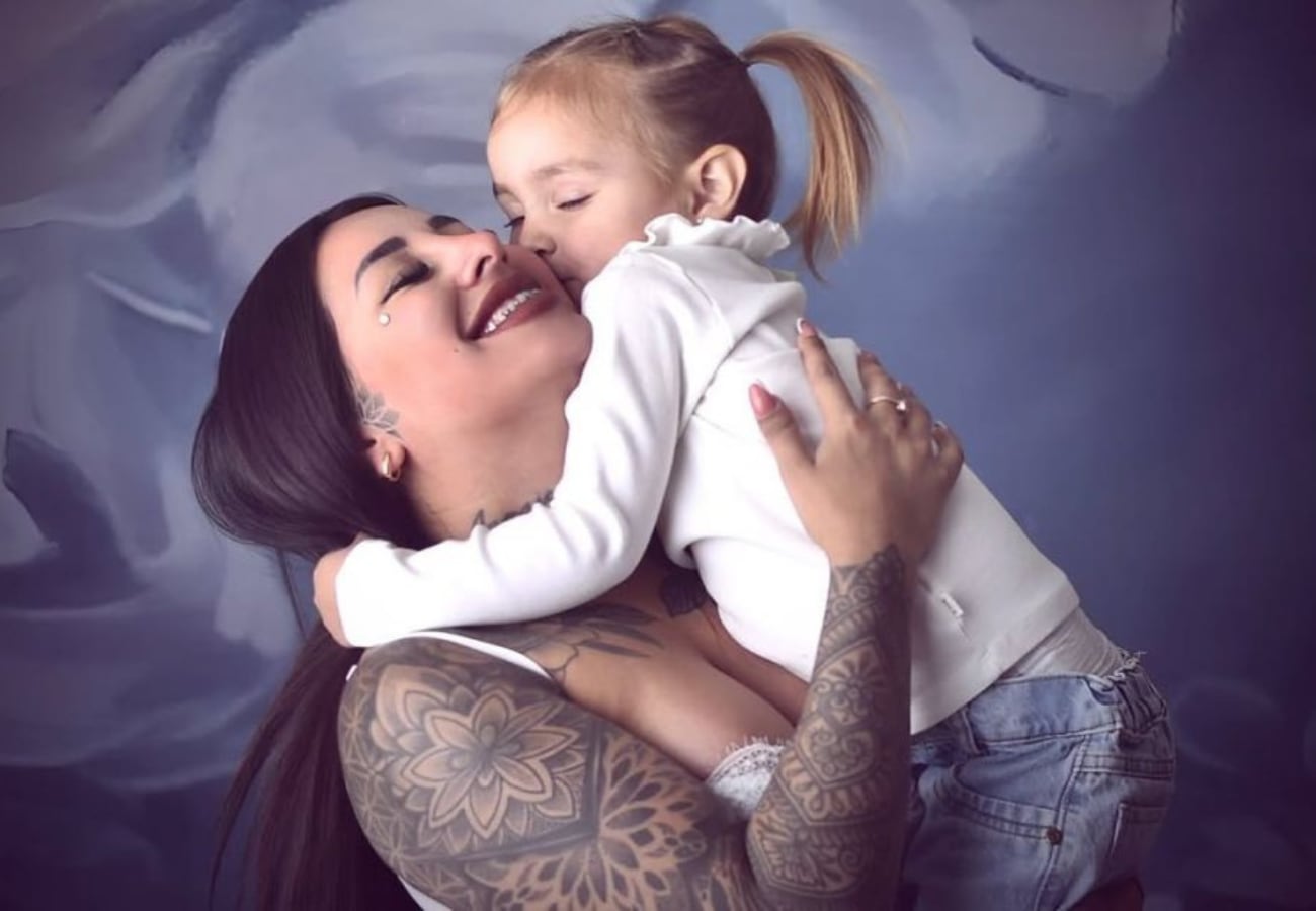 Tamara Báez y su hija