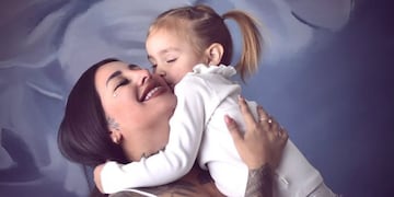 El duro momento que atraviesa Tamara Báez con su hija Jamaica tras recibir la noticia más triste: “Alguien la agarró”.