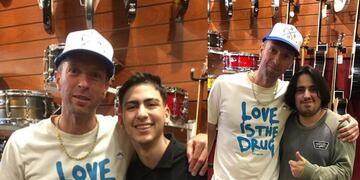 Chris Martin tocó en un local de Buenos Aires.