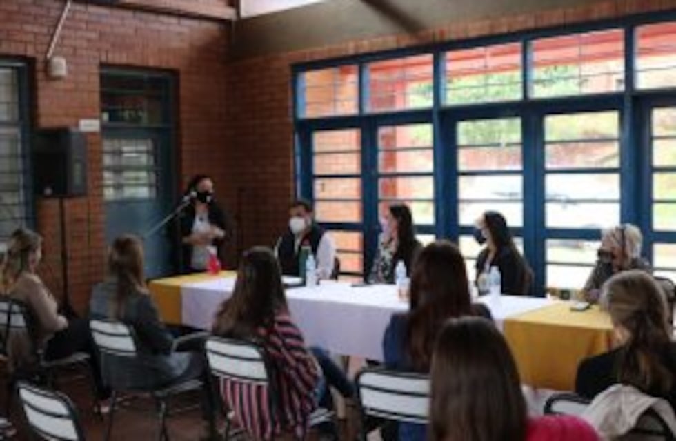 Jornada sobre concientización del uso correcto del insumo menstrual en Oberá
