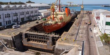Finalizaron las tareas de mantenimiento en el Buque oceanográfico ARA "Austral" en Puerto Belgrano.
