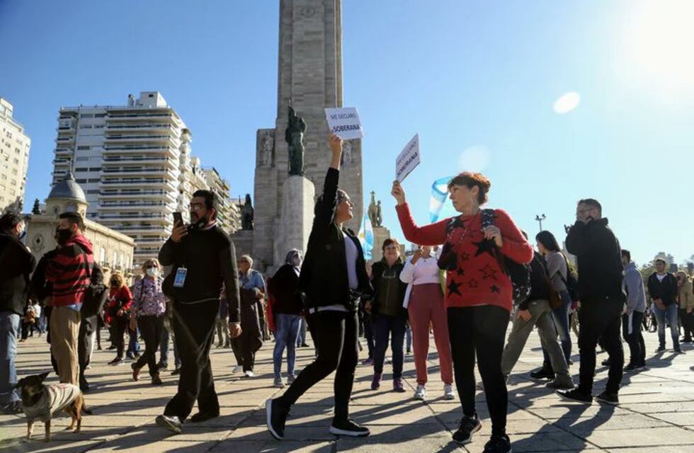 Amenazaron de muerte a la concejala que denunció a los anticuarentena en Rosario
