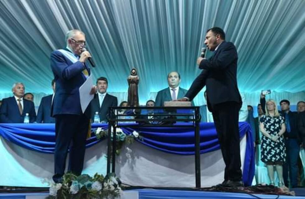 Jaldo tomó juramento al intendente de Trancas Antonio Moreno