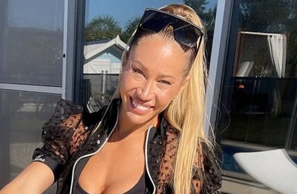 Adabel Guerrero publicó fotos de espaldas y en bikini para recordar el verano: “¿Extrañás el calor?”