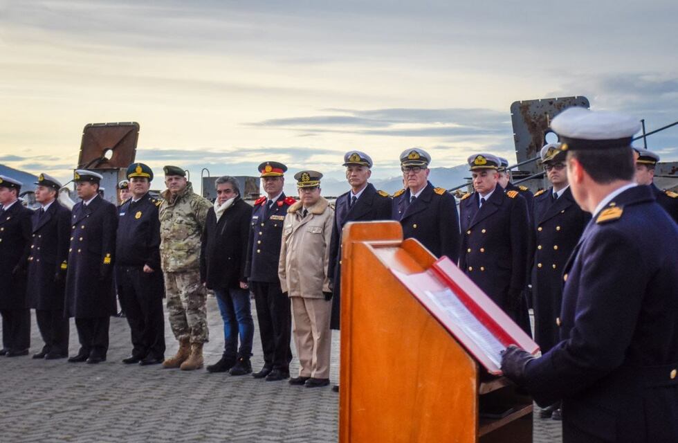 Conmemoración del 50° aniversario de la creación de la Agrupación Lanchas Rápidas