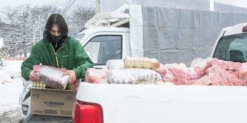 La subsecretaría de fortalecimiento territorial reforzó con insumos secos a comedores y copas de leche