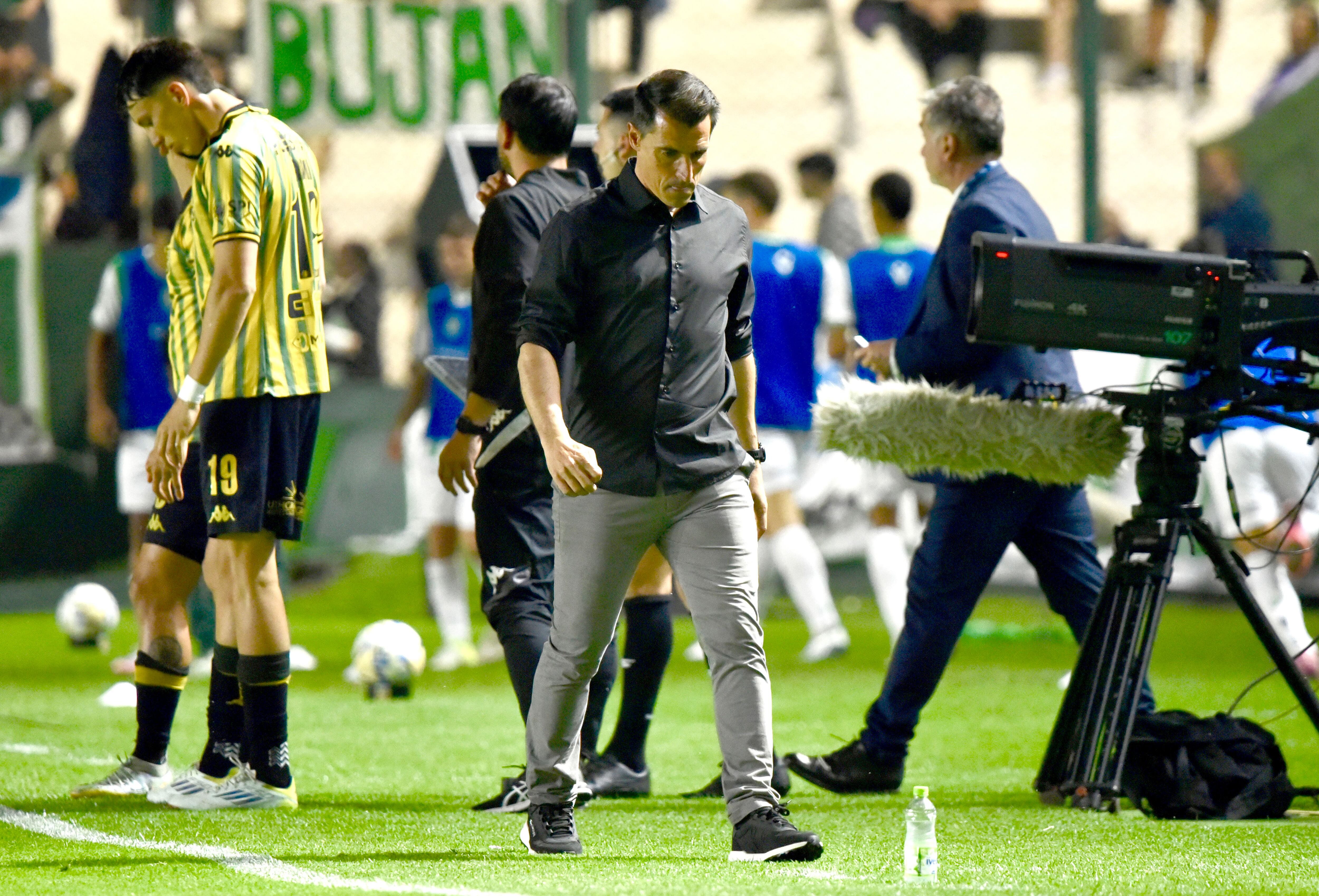 Banfield vs Aldosivi
Foto: FOTOBAIRES
Fecha 15 Torneo Clausura Liga Profesional.