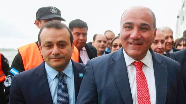 Herrera participó de la asunción del nuevo Gabinete Nacional y fue el primer gobernador que Juan Manzur recibió