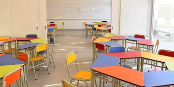 Las escuelas públicas vuelven a cerrar sus puertas tras el fin de semana extralargo.