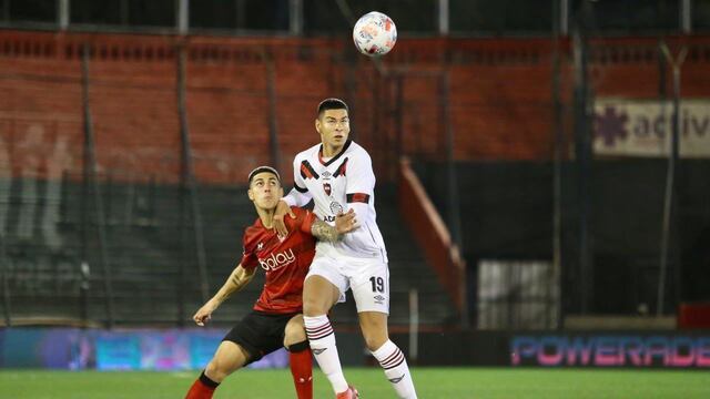 Facundo Mansilla recibió el alta tras ser operado de apendicitis y próximamente se reintegrará a los entrenamientos de Newell's. (@Newells)
