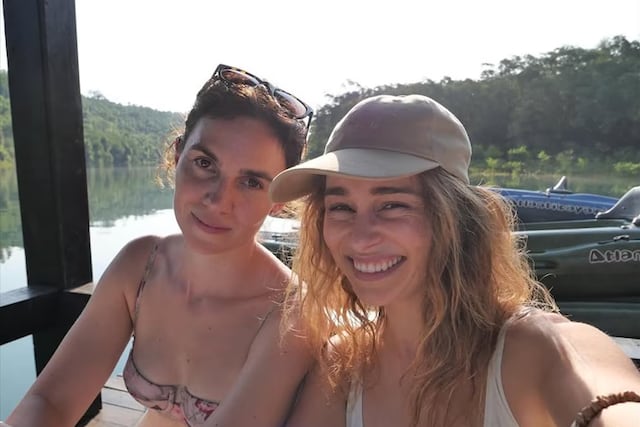 La actriz Emilia Clarke visitó las Cataratas del Iguazú.