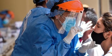 Uno de cada cuatro cordobeses fueron testeados (La Voz / Archivo)