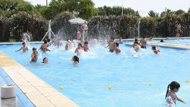 Comenzó la colonia "Todos al agua"
