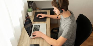 Qué empleo remoto pagan USD 42.000 anuales.