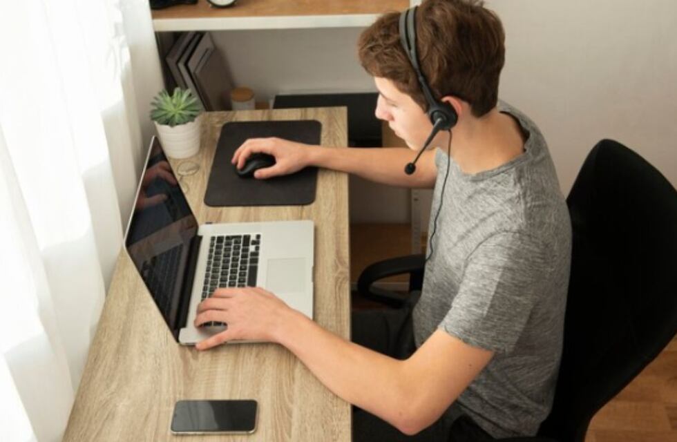 Empleo remoto y pagan 42.000 dólares al año: cómo aplicar