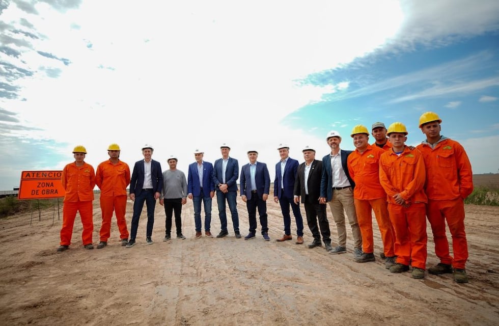 Con un acto en Santiago Temple, el Gobierno de Córdoba puso en marcha las obras de la Autopista 19