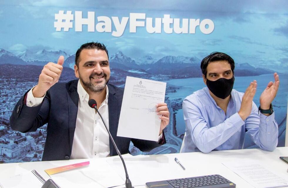 Ushuaia firmó un acuerdo con Nación para ejecutar obras de agua y cloacas en los barrios altos