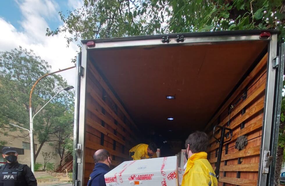 Mendoza recibió más de 20 mil nuevas dosis de la vacuna Sputnik V