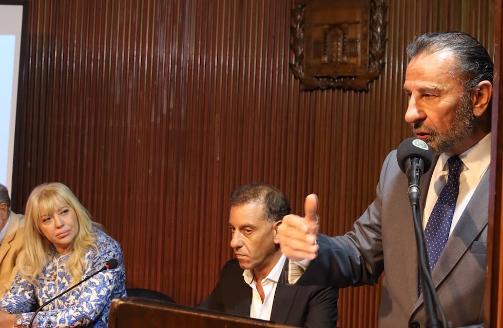 Juri a cargo de la intendencia de San Miguel de Tucumán