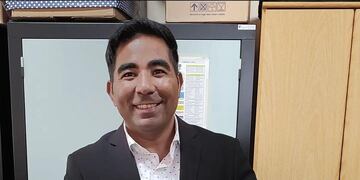 Secretario Mike se retiró de la escuela secundaria Arrieros del Ande de Las Heras y ahora busca nuevos rumbos.