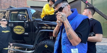 Duki en la grabación de Interestelar.