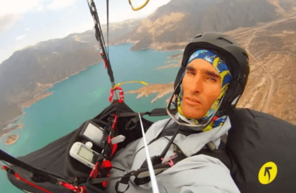 Mendocino con histórico récord de vuelo en parapente al trasladarse desde el Manzano a San Rafael