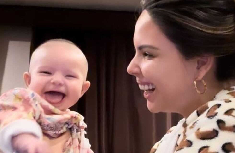 La particular “cama huevo” donde duerme la hija de Barby Franco