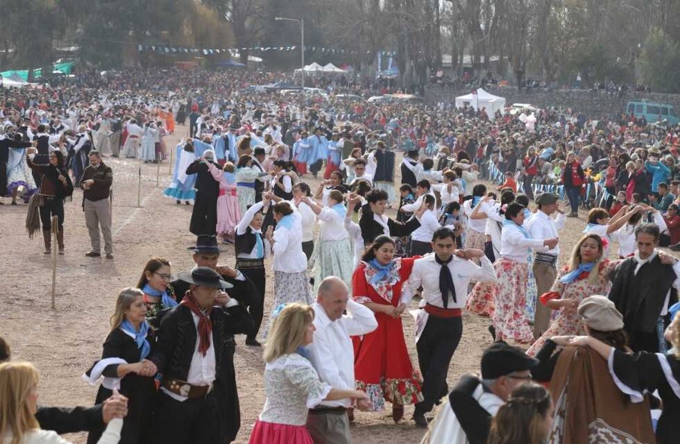 En fotos: más de 25.000 personas participaron del Pericón del Reencuentro en San Rafael