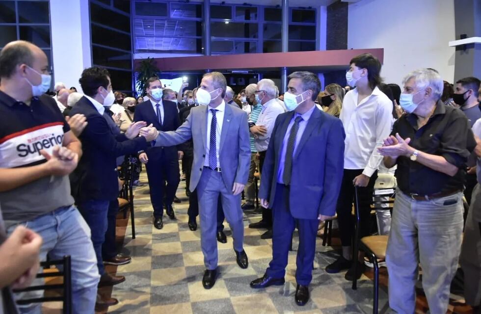 La oposición fue muy crítico con Bernarte en su discurso