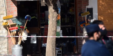 Femicidio en Río Primero: mató a su exnovia. El hecho sucedió este martes alrededor de las 12.30 en un local comercial de la calle Contardo Ferrini.
Es la décima víctima por violencia machista en lo que va de 2021.(Pedro Castillo/ La voz)