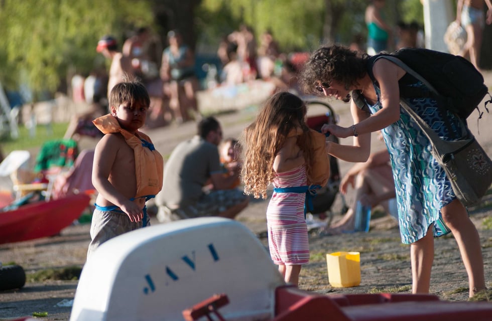 Vacaciones: qué documentos llevar si se viaja con menores a Brasil, Chile o Uruguay