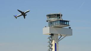 Un avión de Aerolíneas Argentinas debió dar vueltas sobre el Aeropuerto de Sauce Viejo durante 53 minutos.