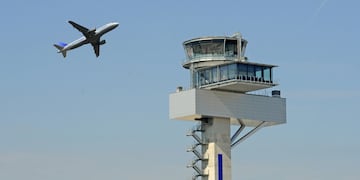 Un avión de Aerolíneas Argentinas debió dar vueltas sobre el Aeropuerto de Sauce Viejo durante 53 minutos.