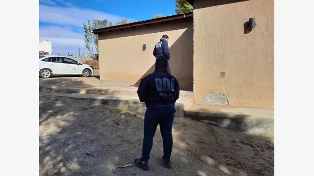 Joven de 19 años apuñaló a sus amigos y asesinó a uno de ellos en Caleta Olivia.