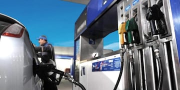 El nuevo precio del combustible en las estaciones de servicio de Córdoba. (Imagen ilustrativa).