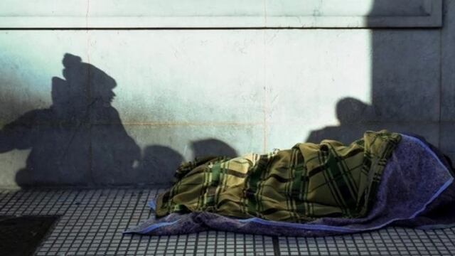 El frío expone aún mas a los sectores vulnerables de la sociedad.