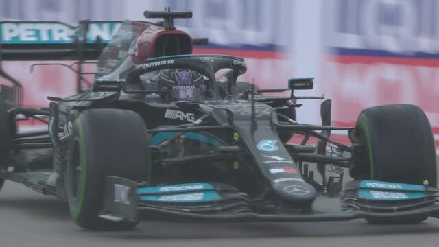 Hamilton venció en Sochi y recuperó el liderazgo del campeonato.