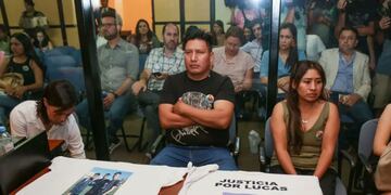 Familiares y amigos de Lucas González en la sala Amia de Comodoro Py