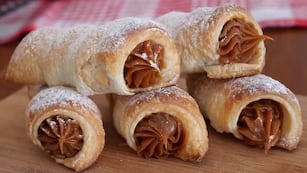 Fácil y con pocos ingredientes: la receta perfecta para preparar los mejores cañoncitos de dulce de leche