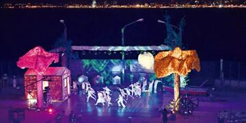 El festival fue grabado durante tres noches de trabajo, con una escenografía exclusiva montada en el Anfiteatro Manuel Antonio Ramírez a orillas del río Paraná.