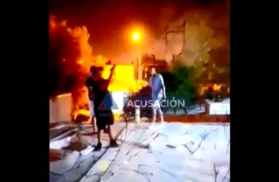 Difunden video de integrantes de Los Monos a los tiros