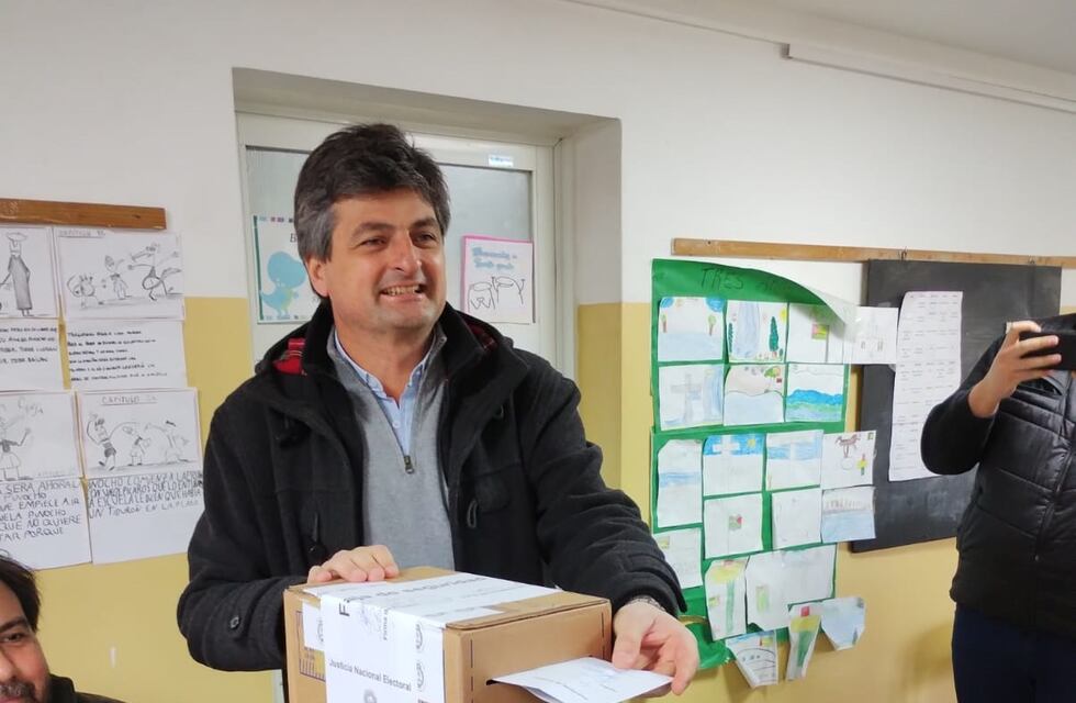 Elecciones 2023 en Tres Arroyos: Voto Matías Fhürer