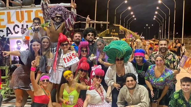 Corsos populares - entierro de carnaval