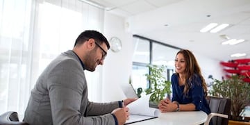Cuatro empresas buscan jóvenes sin experiencia para contratar.