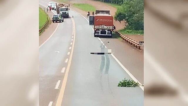 Investigan la muerte de un peatón que se habría arrojado frente a un camión