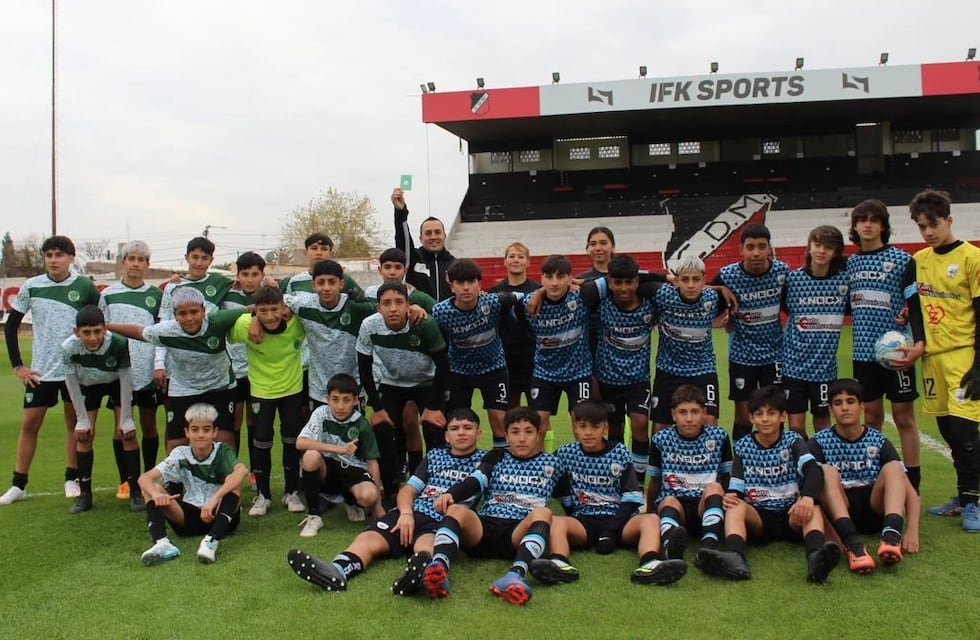 Primera en el fútbol del interior: la Liga Mendocina comenzó a implementar la Tarjeta Verde, en un partido de inferiores