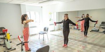 El centro de rehabilitación post-covid 19 ya asistió a más de 60 vecinos